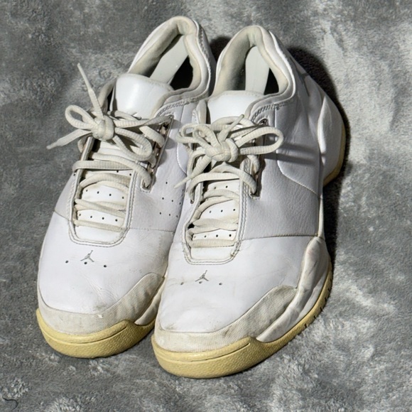 Air Jordan 2004 Jumpman Servem Low White Retro Vintage 309168 103 - Size 8.5 main image 4